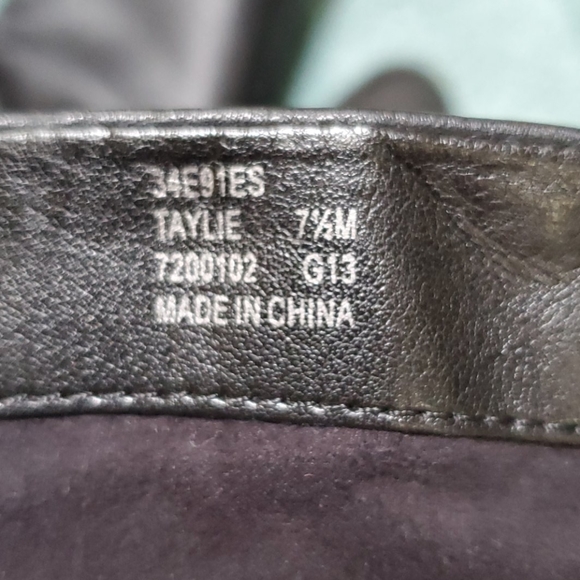 Calvin Klein riding boots - Picture 2 of 2